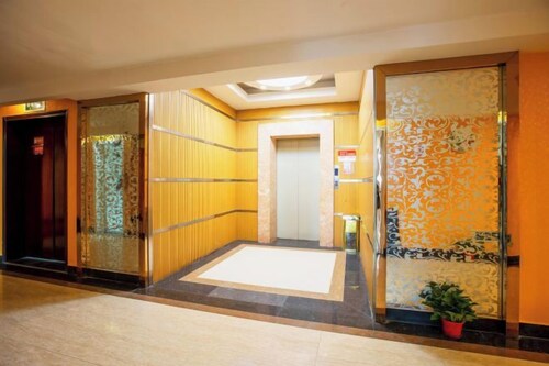 Vatican Art Hotel (Dongyun Road, Linwu County, Zhangzhou)
