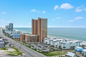 Exterior - BEACHFRONT RESORT, FAMILY FRIENDLY, TOP AMENITIES (Orange Beach)