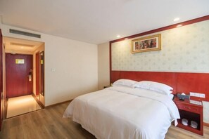 Room - Vienna Hotel (Songbin Road Metro Station, Baoshan) (Shanghai)