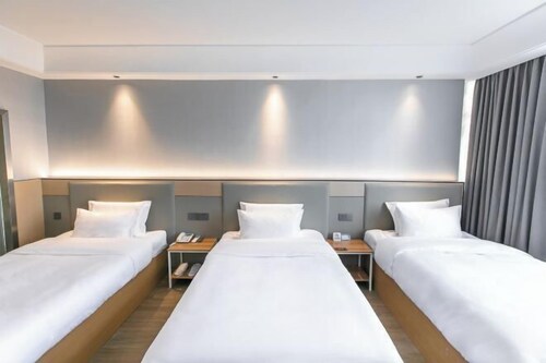 123 Hotel