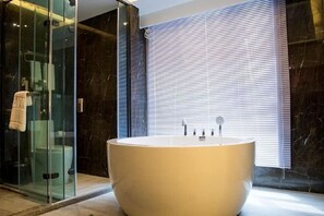 Bathroom - CHEERMAY HOTELS (Xining Wanda Plaza Flagship) (Xining)
