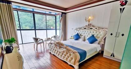 Shuimoting Xibiancheng Inn