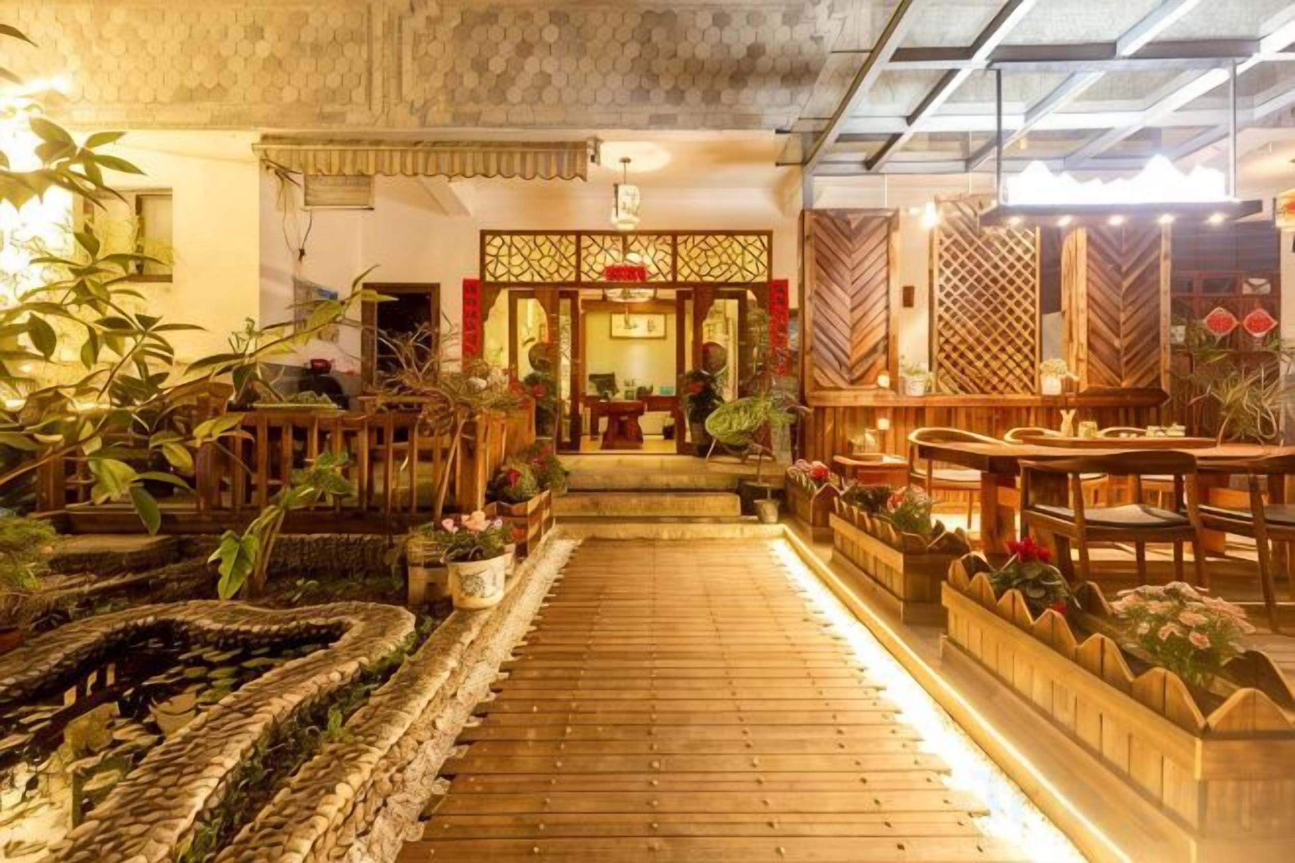 Tempat makan luar
