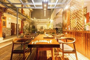 Dining - Qingqing Inn (Dali City)