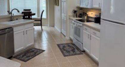 4-bedroom house in fabulous Ocala with WiFi and AC