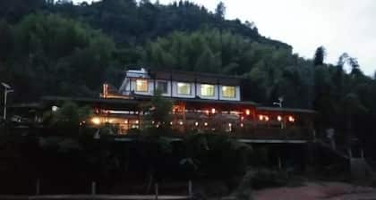 Puyuan Xiangu Hotel