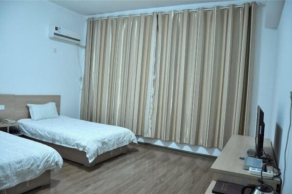 Unclassified image, 1 of 21, button - Yangguang Express Hotel (Yinan)