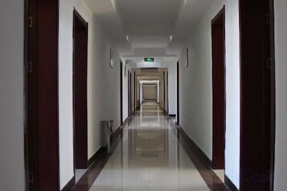 Yangguang Express Hotel