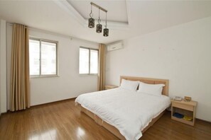 Unclassified image, 4 of 21, button - Yangguang Express Hotel (Yinan)