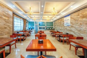 Unclassified image, 5 of 34, button - Korla Apricot Business Hotel (Korla)