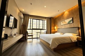 ห้อ  งพัก