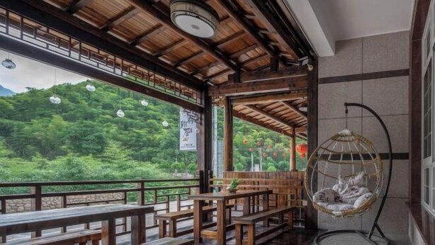 Gambar tidak terklasifikasi, 1 dari 148, tombol