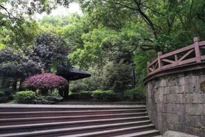 Property grounds - Yisu Qingju (Yuyao Shunbei Store) (Yuyao)