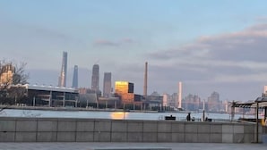 المنطقة المحيطة بالمنشأة