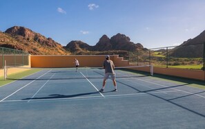 Sports court - Luxurious 4-Bedroom Penthouse in Loreto – Ocean Views & Elite Golf (La Danzante)