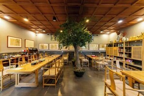 Restaurant - Pingyao Wudedi Cultural Hall (also see Pingyao County Yadian) (Pingyao County)