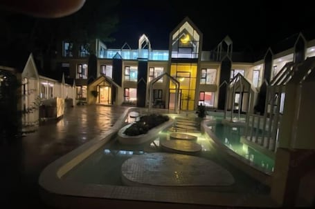 Exterior. Gaolaozhuang Country Hostel