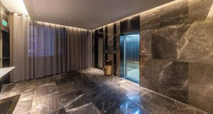 Yitel Heyi Hotel (Lanzhou Wanhui International Plaza Gansu Provincial Museum Store))