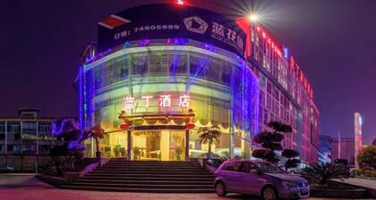 Landing International Hotel