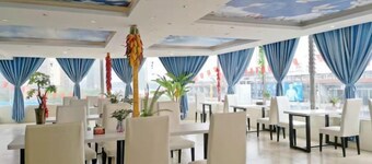 Landing International Hotel