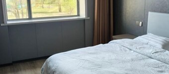 Burqin Jiadengxuan Hotel (Shenhu Road)