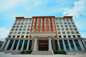 Exterior - Benri Qinmu Hotel (Diebu)