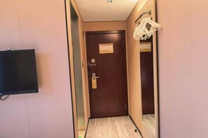 Room - Minjia Hotel(Shanghai Qingpu New City Metro Station Store) (Shanghai)