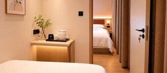 Beijing Luji Hotel Select (Qinghe High-speed Railway Station Branch)