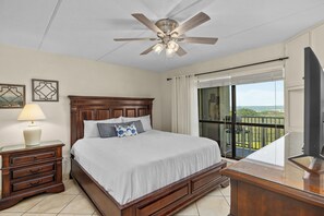 2 bedrooms, iron/ironing board, free WiFi, bed sheets - Beachfront Luxury with Resort Pools, Hot Tubs, Tennis Courts & More! (South Padre Island)