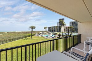 Property grounds - Beachfront Luxury with Resort Pools, Hot Tubs, Tennis Courts & More! (South Padre Island)