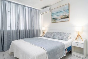 2 bedrooms, iron/ironing board, WiFi, bed sheets