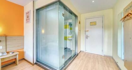 Yuanye Express Hotel (Yuanyuan Building)