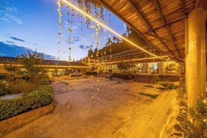 Garden - Tinghaiyue Hotel (Yanyuan)