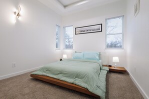 2 bedrooms, iron/ironing board, free WiFi, bed sheets