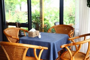Unclassified image, 4 of 49, button - HSL Manor Homestay (Shanghai)