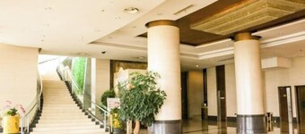 Golden Eagle Hotel