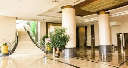 Golden Eagle Hotel