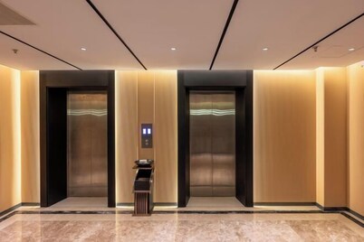 SMIR International Hotel