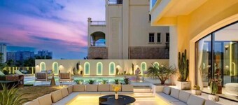 Meilin Lake Wellness Holiday Villa