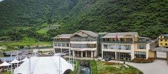 Solang Lanjing Hotel