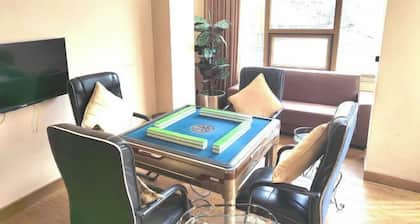 Huanglong Jinfeng Holiday Resort