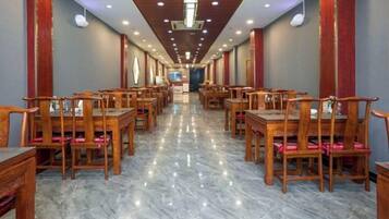 تناول الطعام