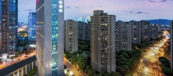 Pulun Hotel (Shaoxing Didang Shimao Plaza)