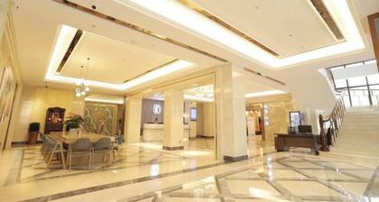 Huandu Around Capital Hotel