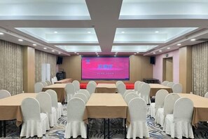 Meeting facility - Linyi Hotel (Development Zone) (Linyi)