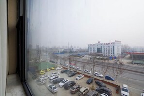 Unclassified image, 3 of 44, button - Riyue Lake Culture Hotel (Shangqiu)