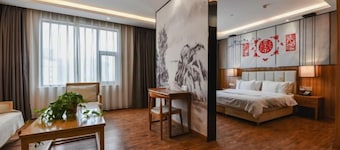 Riyue Lake Culture Hotel