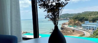 Gouqi Island Chunnuan Huakai Homestay