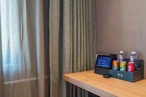 Room - TRUE GO Hotel (Chaoyangmen Subway Station, Beijing Workers' Stadium) (Beijing)
