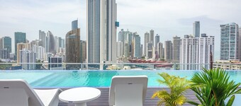 Luxury 3BR apt with Cityview free parkingandbalcony